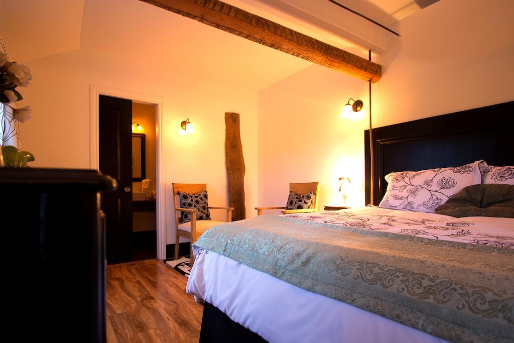 Les Ancetres Auberge & Restaurant St-Pierre-de-l'Île-d'Orléans Szoba fotó